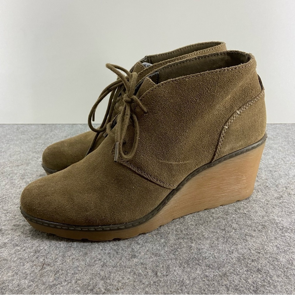 Clarks Lace Up Khaki Green Suede Wedge Booties Women’s Size 6 - Picture 1 of 10